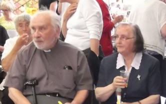 Photo of Joyce and Eric Crouchman